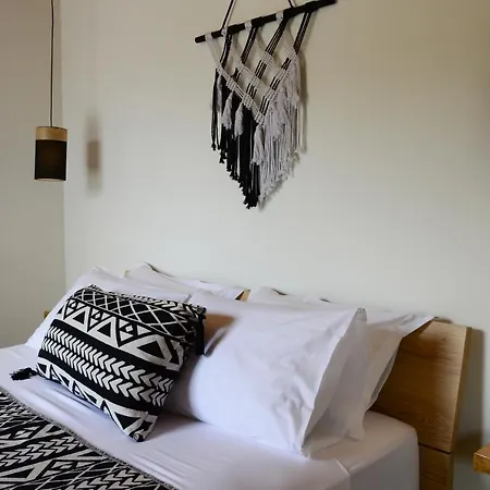 Deus Apartments_ Athens Airport Apartment *