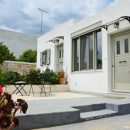 Deus Apartments_ Athens Airport
